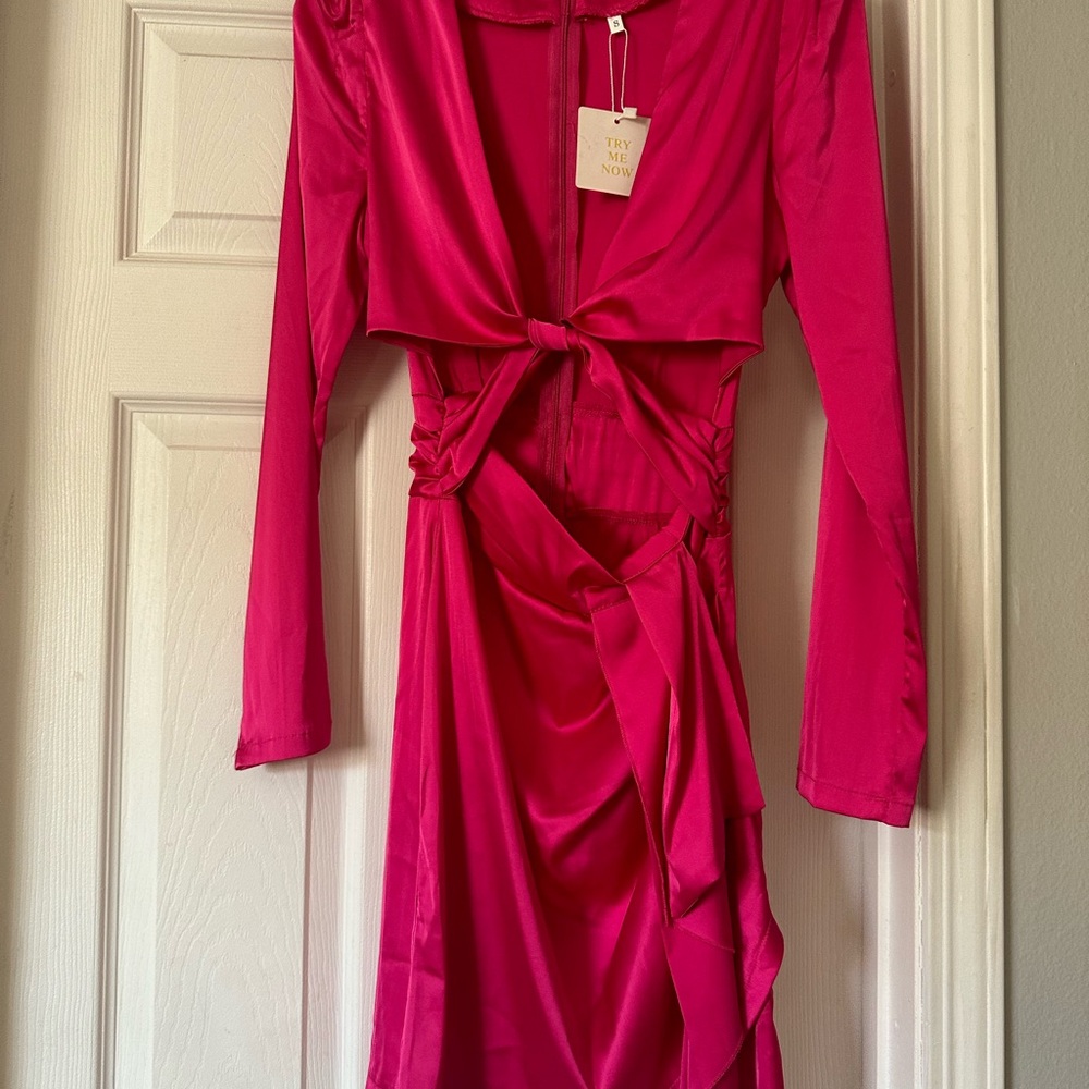 Chic Fuchsia Long Sleeve Dress